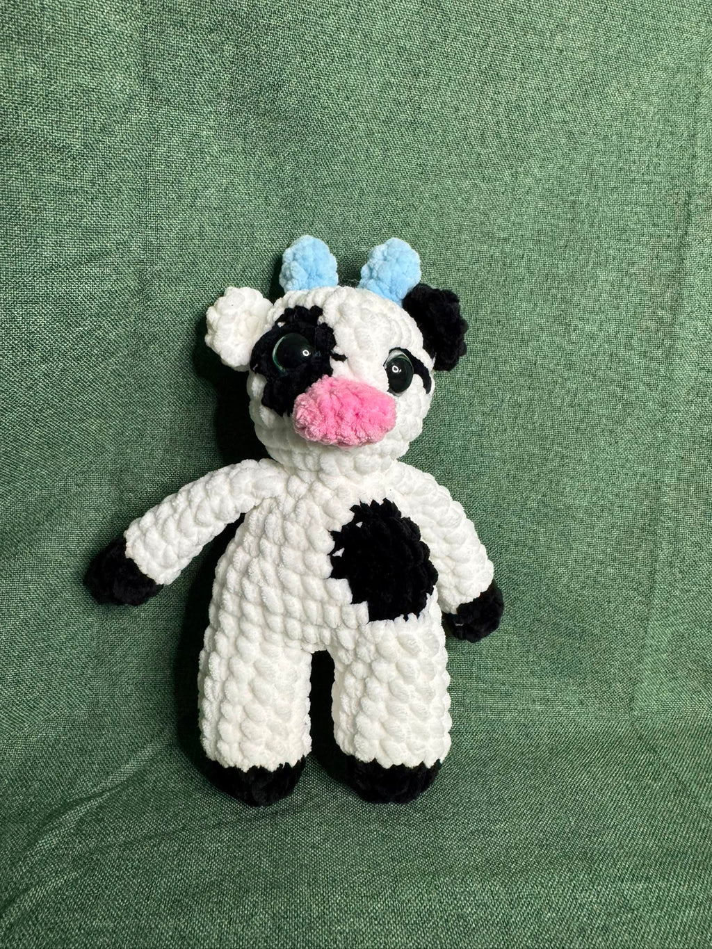 Marguerite la vache au crochet – Création faite main 🐮🌸