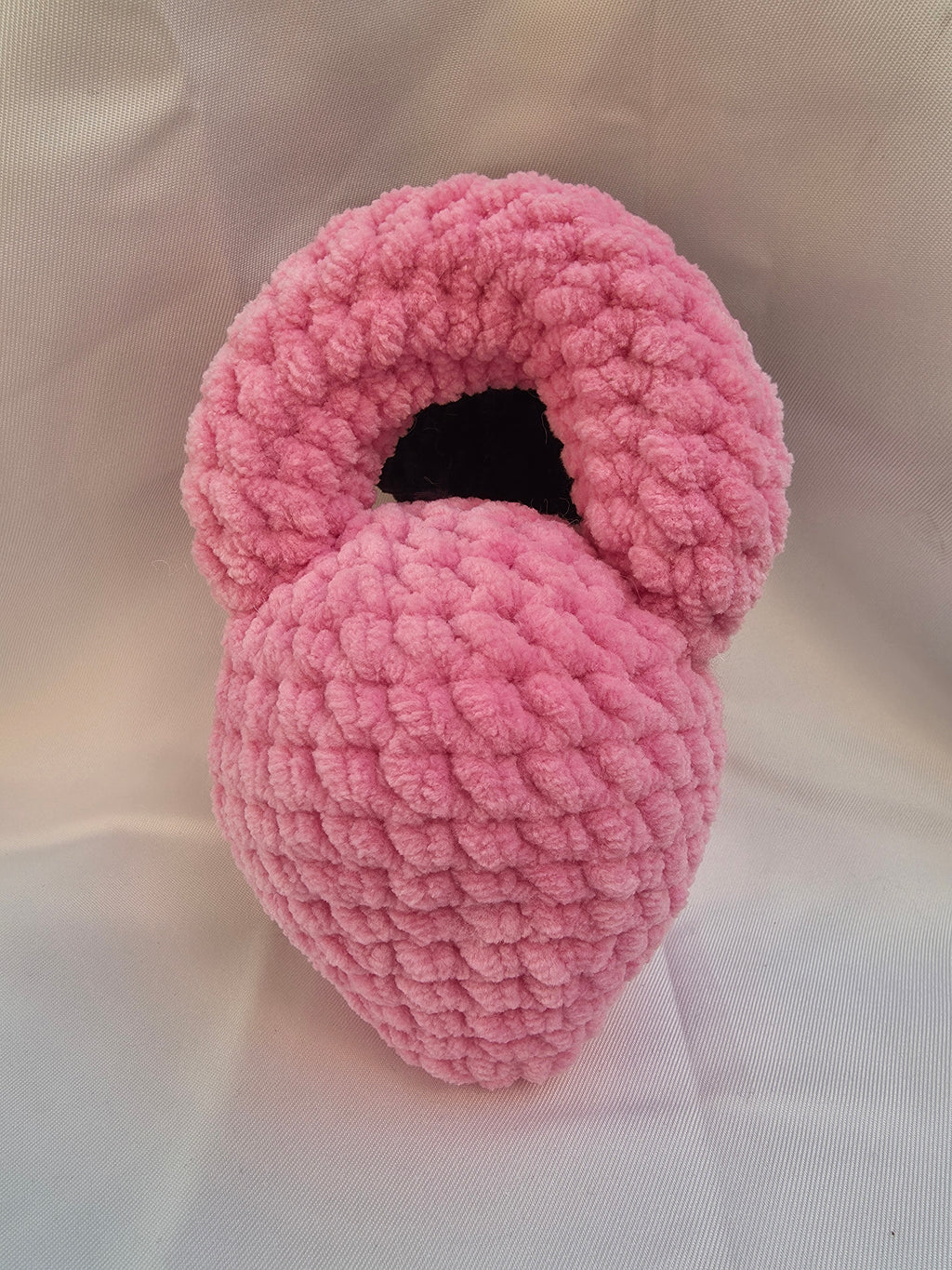 💗 Cœur humain rose au crochet – une création originale et pleine d’émotion