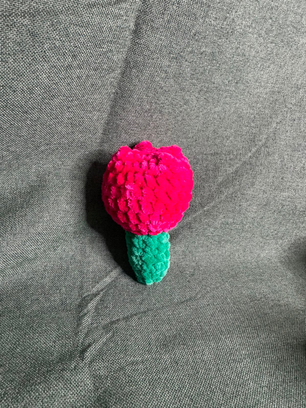 Tulipe au crochet – Fleur éternelle faite main 🌷✨